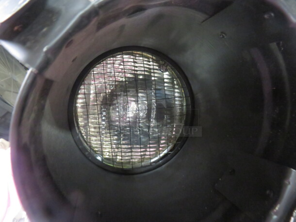 One Stage Light. - Image 2 of 2