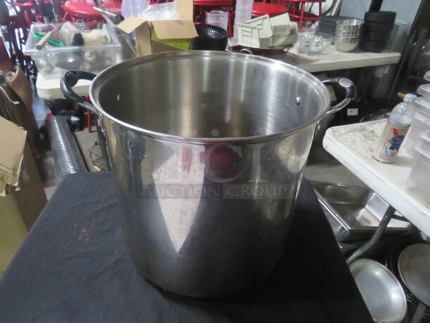 One 22 Quart Tramontina Stainless Steel Stock Pot.  - Image 1 of 1