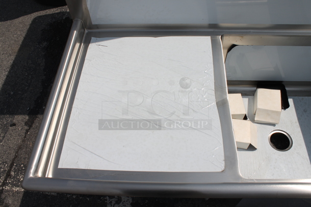 BRAND NEW SCRATCH AND DENT! Regency 600S32424224 124" 16-Gauge Stainless Steel Three Compartment Commercial Sink with 2 Drainboards. Bays 24x24x12. Drain Boards 22x26x1 - Image 2 of 11