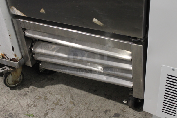 2013 True T-23F ENERGY STAR Stainless Steel Commercial Single Door Reach In Cooler w/ Poly Coated Racks on Commercial Casters. 115 Volts, 1 Phase. Tested and Working! - Image 3 of 6