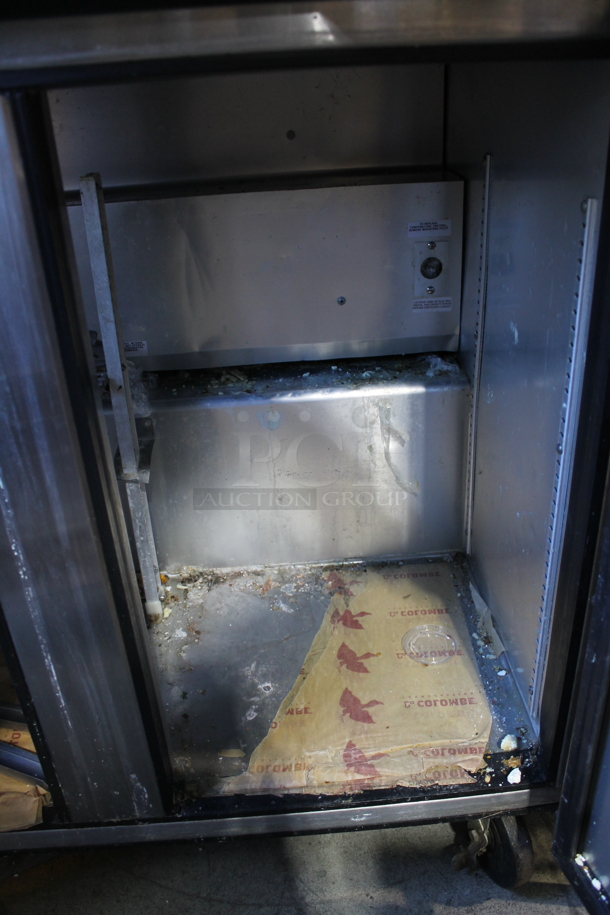 2018 True TSSU-36-08 Stainless Steel Commercial Sandwich Salad Prep Table Bain Marie Mega Top on Commercial Casters. 115 Volts, 1 Phase. Tested and Working! - Image 6 of 7