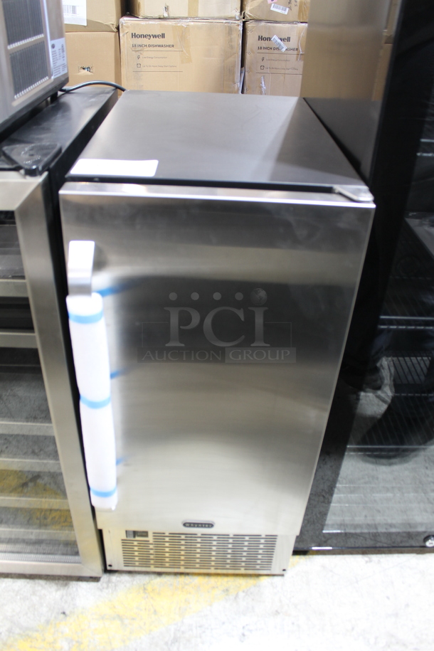 BRAND NEW SCRATCH AND DENT! Whynter UIM-502SS Built-In / Freestanding 15" Ice Maker Machine Stainless Steel 25lb. 115 Volt, 1 Phase. Tested and Working! - Image 1 of 5