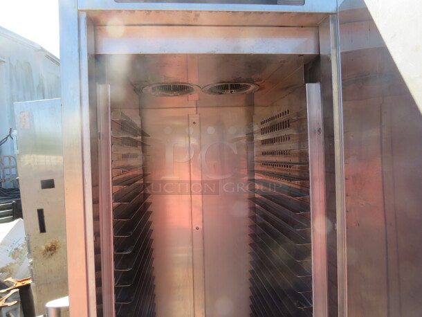 One WORKING Carter Hoffman 1 Door Heat And Hold On Casters. Model# PH1825NY. 120 Volt. 1455 Watt. 28X36X73.  - Image 3 of 3