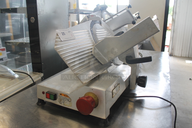 Berkel 827 Stainless Steel Commercial Countertop Meat Slicer w/ Blade Sharpener. 115 Volts, 1 Phase. Tested and Working! - Image 2 of 9