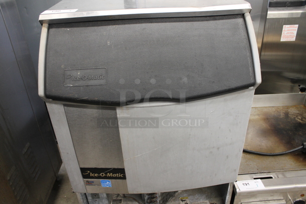 Ice-O-Matic ICEU150FA1 Stainless Steel Commercial Self Contained Ice Machine. 115 Volts, 1 Phase.  - Image 5 of 9