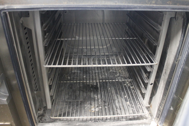 2012 Alto Shaam 7.14 ESG S Stainless Steel Commercial Propane Gas Powered Combitherm Convection Oven w/ View Through Door and Metal Oven Racks. 88,000 BTU. - Image 6 of 8