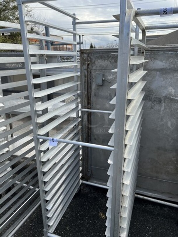 Metal Commercial Transport Pan Rack on Commercial Casters. 20.5x28x69 - Image 3 of 3