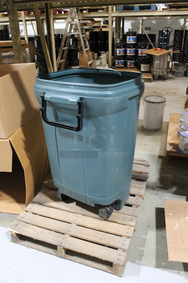 ALL ONE MONEY! TWO PALLET LOT of Various Items Including Poly Trash Can and Cardboard Boxes. BUYER MUST REMOVE. - Image 4 of 8