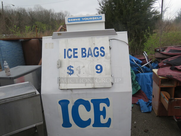 One Ice Merchandiser. 47X36X70
