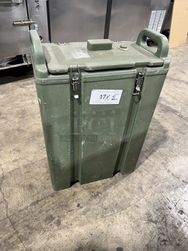 Cambro Insulated Portable Beverage Dispenser! - Image 1 of 7