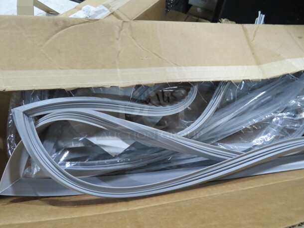 One NEW Gasket. - Image 1 of 1