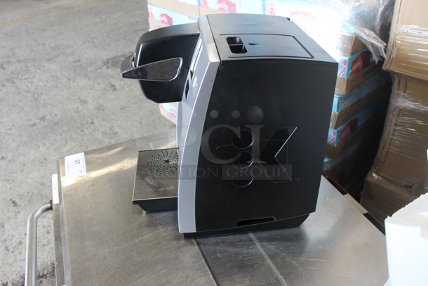 IN ORIGINAL BOX! Keurig K150 Countertop Single Cup Coffee Machine. 120 Volts, 1 Phase. - Image 7 of 9