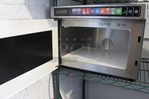 2018 Amana HCC18SD2 Stainless Steel Commercial Countertop Microwave Oven. 208/240 Volts, 1 Phase. - Image 5 of 6