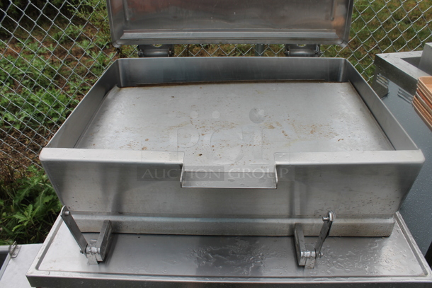 Market Forge 1500 Stainless Steel Commercial  Natural Gas Powered Braising Pan. 76,000 BTU. - Image 6 of 6