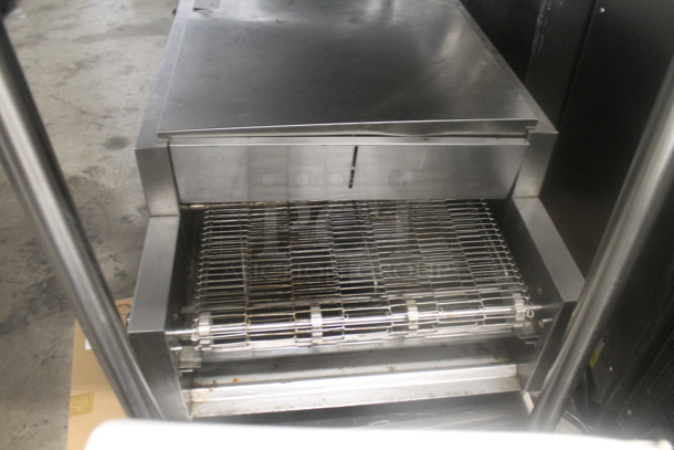 Holman 318HX Stainless Steel Commercial Countertop Electric Powered Conveyor Pizza Oven. 240 Volts, 1 Phase.  - Image 10 of 11