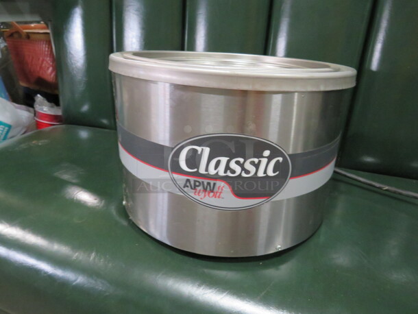 One APW Wyott 11 Quart Round Warmer. Model# RW-2V. 120 Volt. $436.63. - Image 1 of 2