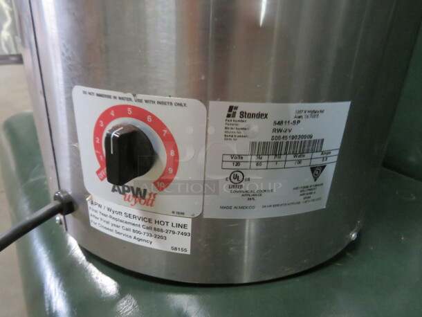 One APW Wyott 11 Quart Round Warmer. Model# RW-2V. 120 Volt. $436.63. - Image 2 of 2