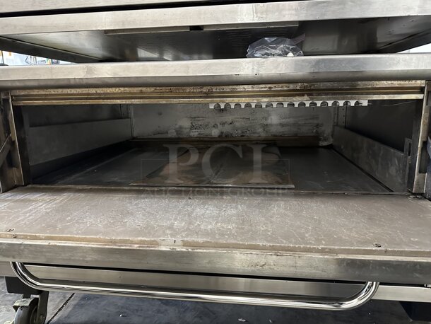 2 2017 Blodgett 1048B Stainless Steel Commercial Natural Gas Powered Single Deck Pizza Ovens w/ Cooking Stones. 2 Times Your Bid! - Image 9 of 12
