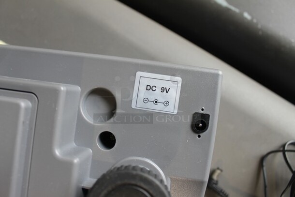 BRAND NEW SCRATCH AND DENT! AvaWeigh 334PC10OS Stainless Steel Countertop Food Portioning Scale. Tested and Working! - Image 8 of 8