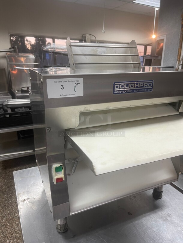 Working! DoughhPro DPR3500 23 inch Countertop Two Stage Commercial Dough Sheeter - 120V, 3/4 hp Tested and Working!  - Image 2 of 8