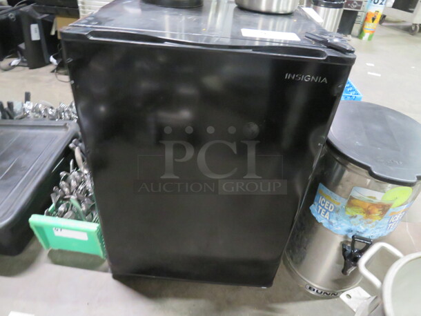 One Working Insignia Refrigerator. 115 Volt. Model#NS-CF26BK9. 19X18X27 - Image 1 of 3