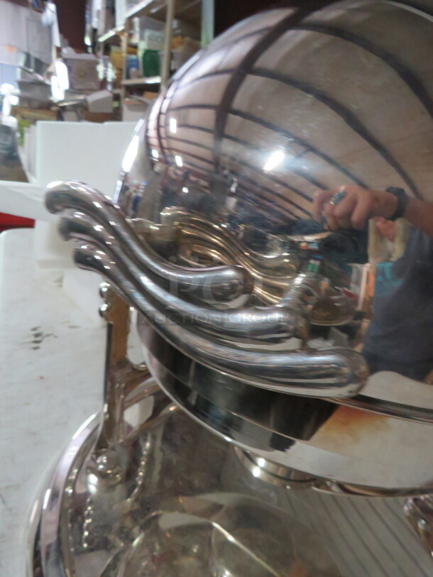One NEW Vollrath 6 Quart Full Size Roll Top Chafer.    - Image 3 of 5