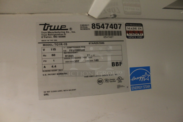 2015 True TG1R-1S Single Solid Door Reach-In Cooler With Polycoated Shelves. 115V, 1 Phase. Tested and Working! - Image 5 of 5