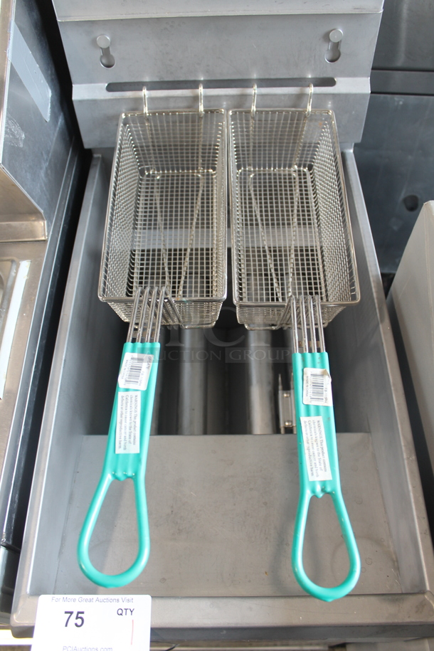 2019 Pitco Frialator 40D Stainless Steel Commercial Floor Style Natural Gas Powered Deep Fat Fryer w/ 2 Metal Fry Baskets on Commercial Casters. 107,000 BTU.  - Image 3 of 7