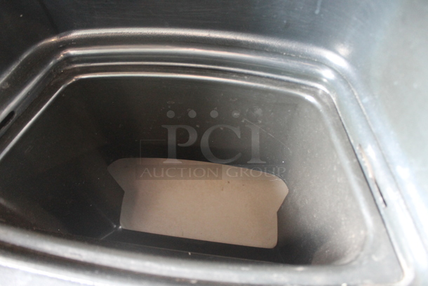 Hoshizaki DB-130H Stainless Steel Commercial Ice Bin. - Image 7 of 10