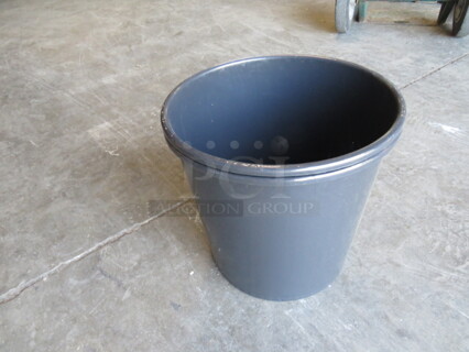 11X10 NEW Black Poly Pot. 10XBID