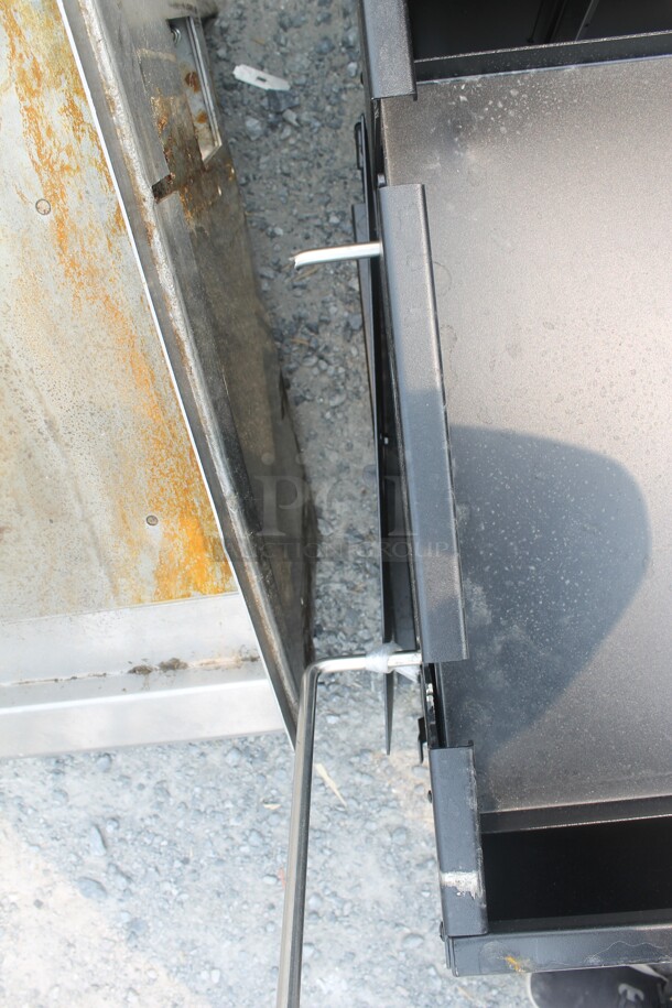 BRAND NEW SCRATCH AND DENT! Backyard Pro 554SMOKR60AS 60" Charcoal / Wood Smoker Grill with Adjustable Grates and Dome - Assembled - Image 5 of 6