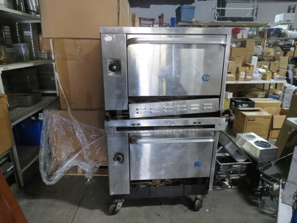 One US Range Natural Gas Double Oven. 40X35X62 - Image 1 of 3