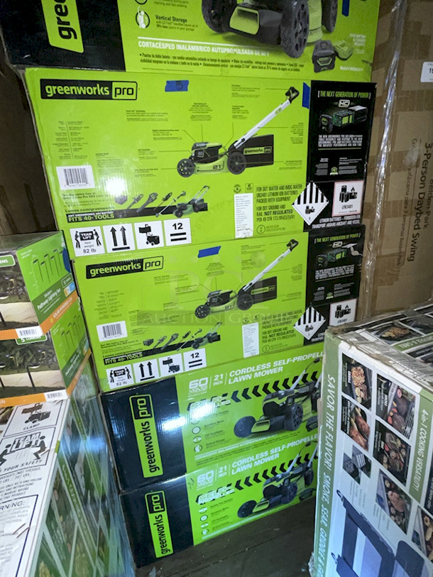Greenworks Pro 60V 21" Cordless Self-Propelled Lawn Mower w/ 4-in-1 Mowing Capability & Dual-Port Automatic Battery Switchover. Includes Battery & Charger. 3x Your Bid
 - Image 3 of 12