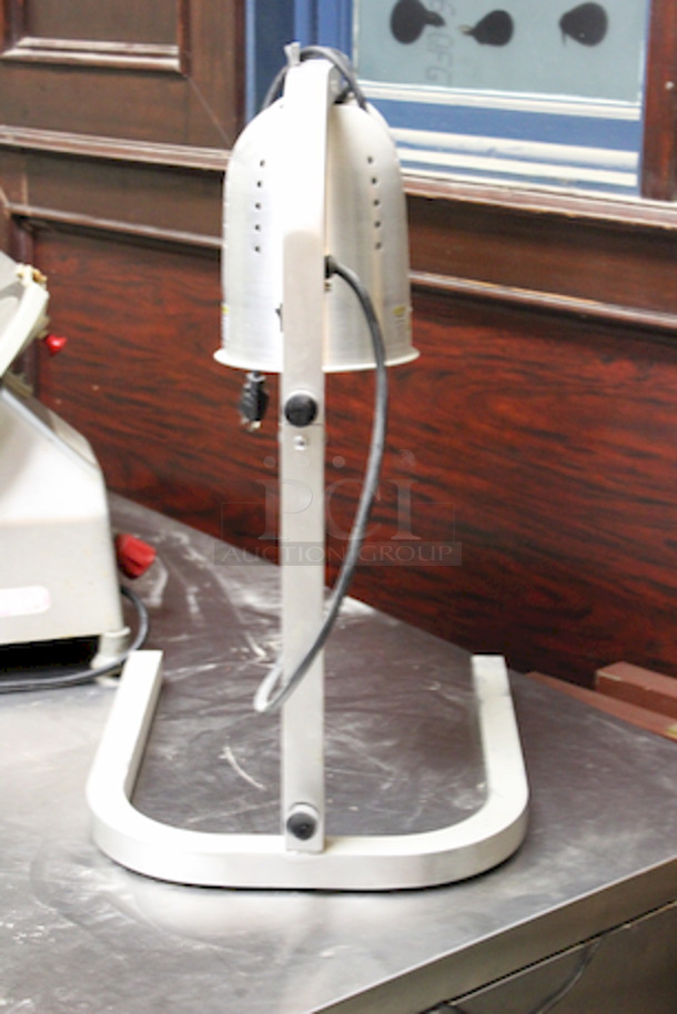 NICE! Winco EHL-2 2 Bulb Heat Lamp w/ Adjustable Arm, Aluminum, 120v. 
191⁄2 in. L x 141⁄4 in. W x 231⁄2 in. H
 - Image 4 of 5