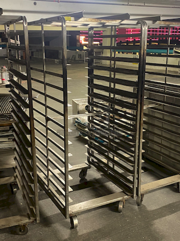 Baxter BSSRSB-15 Single Side Load Roll-In Rack for SIngle Rack Oven, Casters rated for 580°F, 400 lbs. each, 15 Pan Capacity. - Image 4 of 4