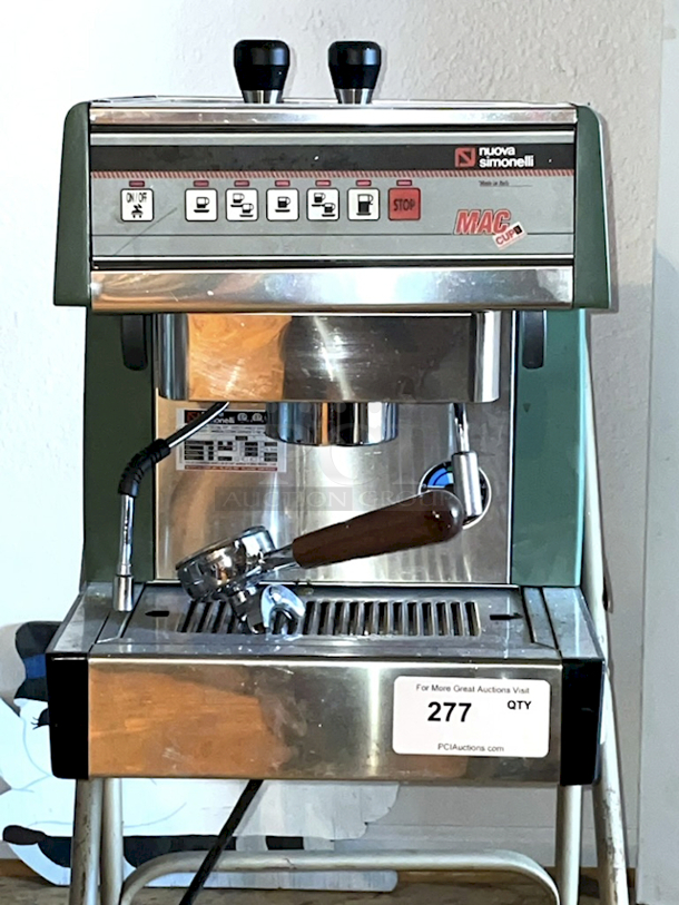 OUTSTANDING!! Nuova Simonelli Mac Cup V, 1 Group, 120V, 1500W.  - Image 1 of 4