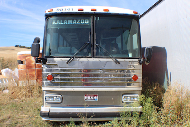 OUTSTANDING! Greyhound Bus, Tested, Starts, Runs GREAT! - Image 2 of 12