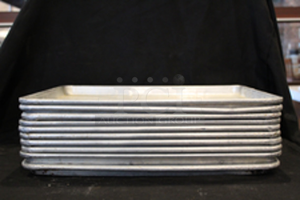 Vollrath 5303 1/2 Half Size Bun / Sheet Pan - 18" x 13" x 1", 18 gauge Aluminum, Natural Finish
10x Your Bid
 - Image 2 of 2