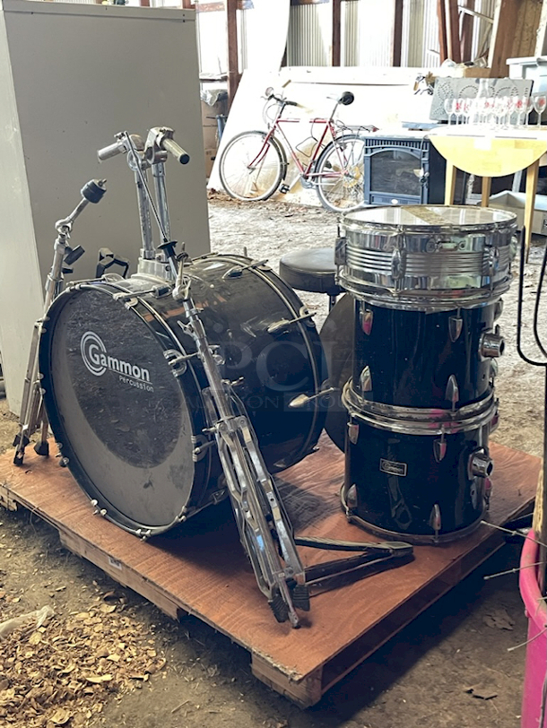 ROCK & ROLL! Drum Set With Seat.  - Image 3 of 6