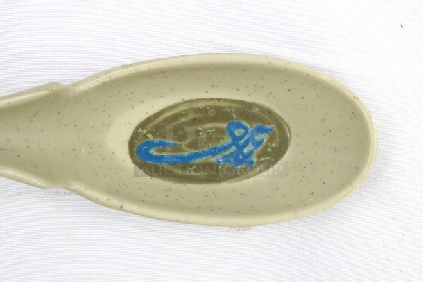 AUTHENTIC! Thunder Group 7100J Traditional  Wei 1 oz. Melamine Soup Spoon With Hooked End. 21x Your Bid - Image 6 of 7