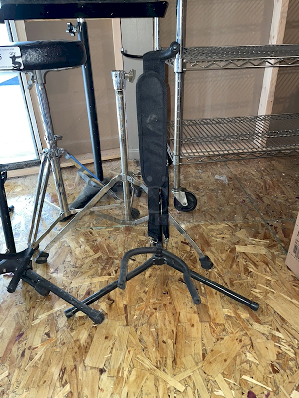 OUTSTANDING! 5 Piece Musician Set! Guitar Stands, Music Holders, Stand & Thick Padded Seat. 5x Your Bid - Image 2 of 7