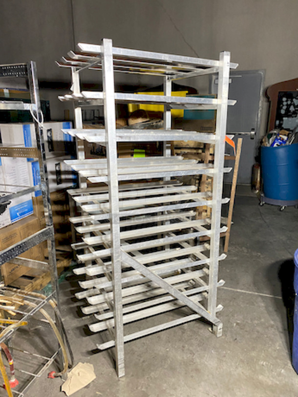 BEAUTIFUL! Full Size Stationary Aluminum Can Rack for #10 and #5 Cans

Length:	35 Inches
Width:	25 Inches
Height:	70 Inches
Capacity:	162 - 216 Cans Cans - Image 3 of 3