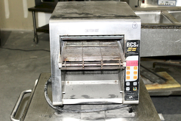 AWESOME! Star Manufacturing RCS-2-1200B BAGEL FAST CONVEYOR TOASTER. 208v, 60hz, 15.4a Tested, In Working Order. 14-1/2x22-3/8x15-5/8 Button on Bottom is Worn Out.  - Image 2 of 6