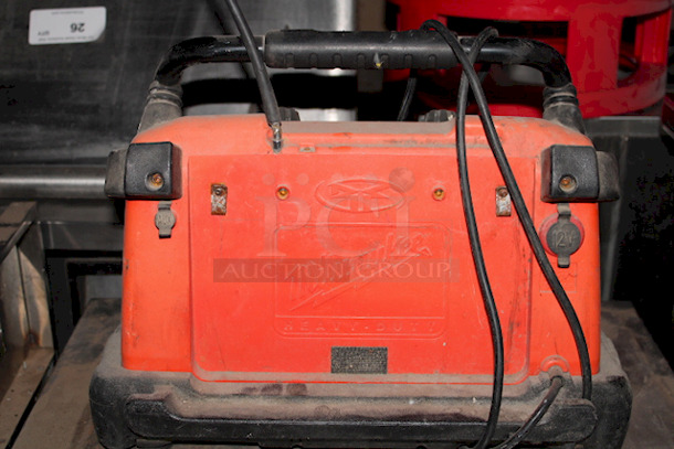 AWESOME! Milwaukee 49-24-200 HD Job Site Radio 49-24-200 - Image 3 of 4