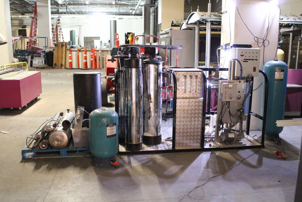 COMMERCIAL UV Sterilization and R/O Water Filtration System Used For Vending Of Drinking Water. Comes With Everything Required For Commercial Reverse Osmosis And Ultra-Violet Sterilizing Of Drinking Water For Commercial Sale.
Observed in Working & Functioning Condition. 