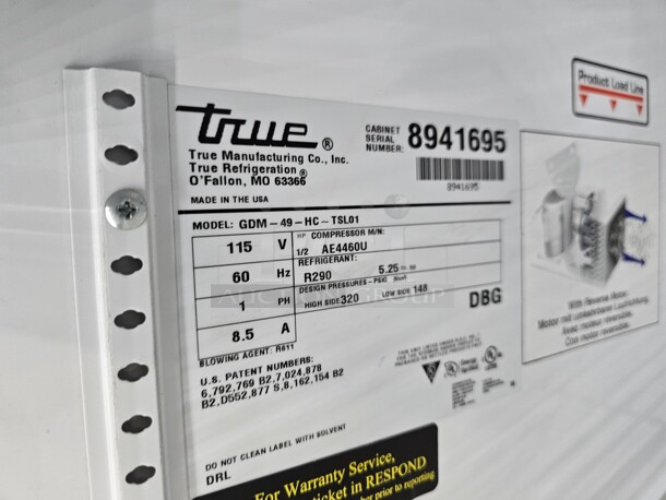 True GDM-49-LD Two Section Display Refrigerator w/ Swing Doors! Very nice condition! - Image 2 of 2