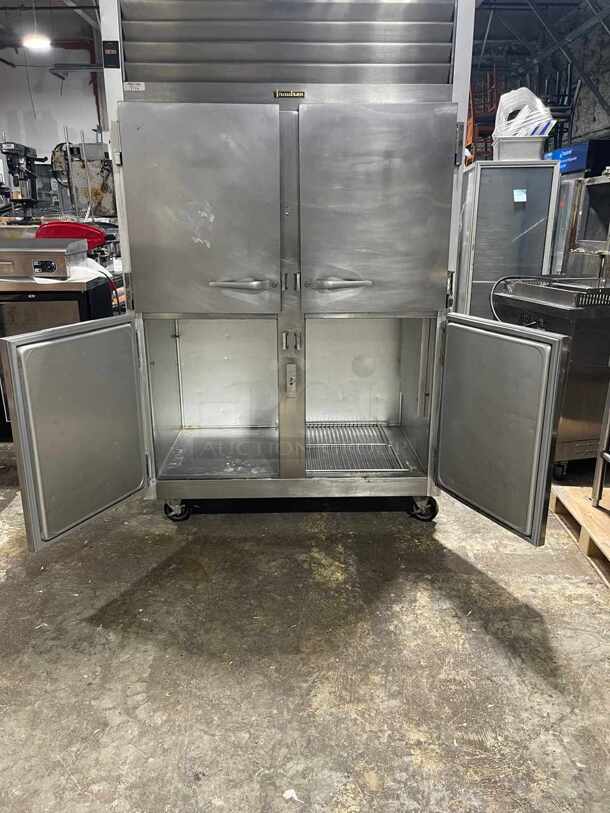 Traulsen G20000 52 1/10" Two Section Reach In Refrigerator, (4) Left/Right Hinge Solid Doors, 115v
 - Image 5 of 5