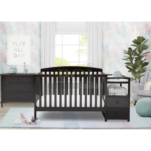 Delta Children Royal 4-in-1 Convertible Baby Crib and Changer, Dark Chocolate.                      72.00 x 30.00 x 41.25 - Image 7 of 9