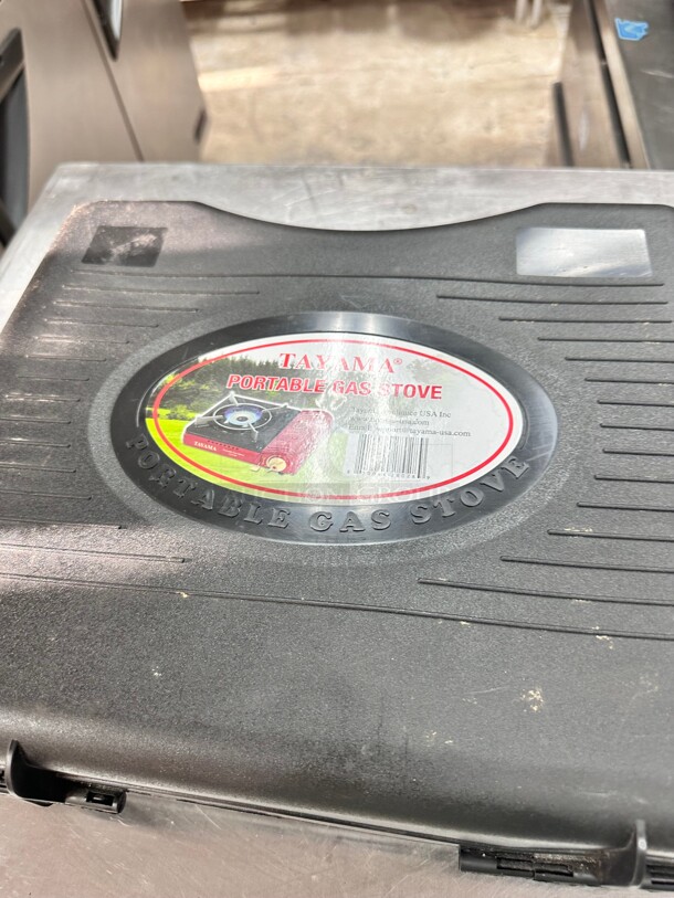 Tayama BDZ-155A 8000 BTU Red Butane Gas Portable  Stove - Image 1 of 7