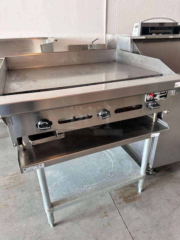 Nice Rooster Kitchen 36 inch Gas Griddle w/ Manual Controls - 1 inch Steel Plate, Natural Gas - Image 3 of 6